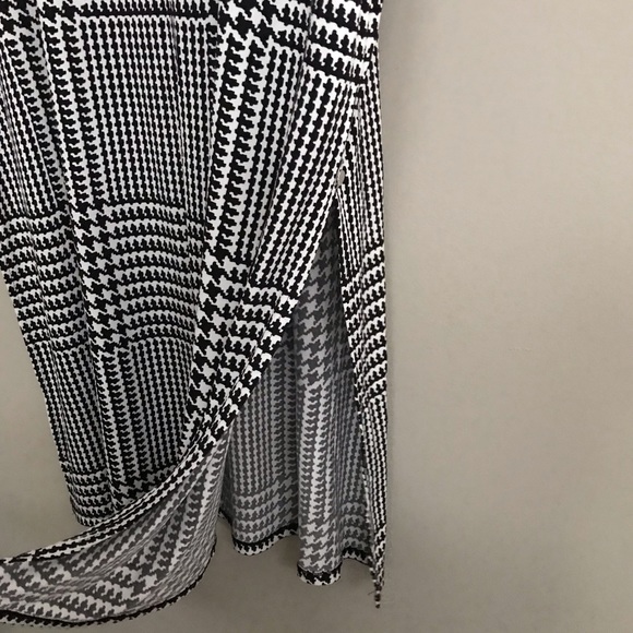 Calvin Klein | Houndstooth Plaid Tunic Top - Picture 6 of 13